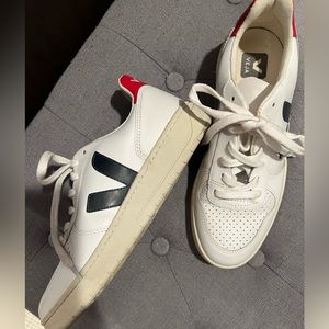 Women’s Veja Sneakers